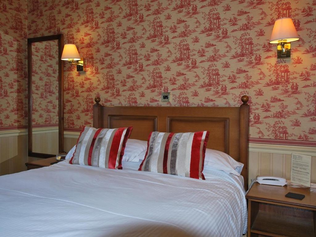 The Cross Keys Apartment Milnthorpe Bagian luar foto